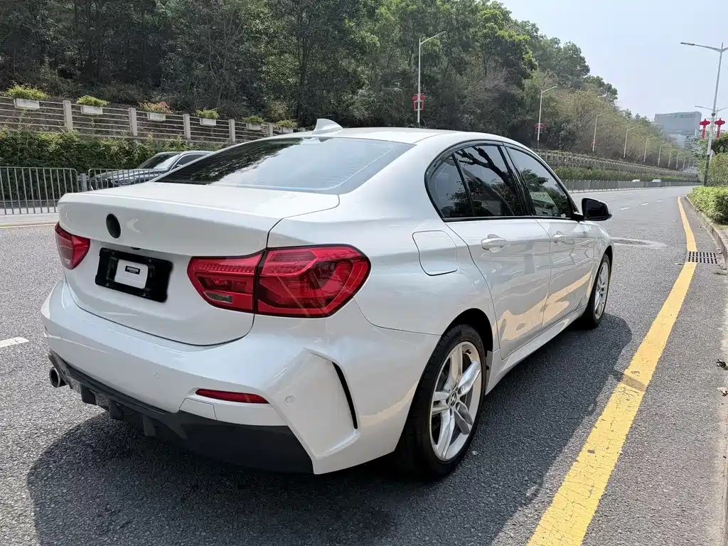 BMW 1 Series 2019 118i M Sports Package купить на сайте DeffCars