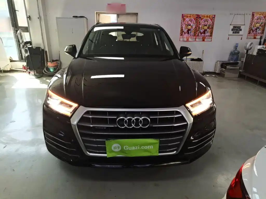Audi Q5L 2018 40 TFSI enjoys fashionable style, National V купить на сайте DeffCars