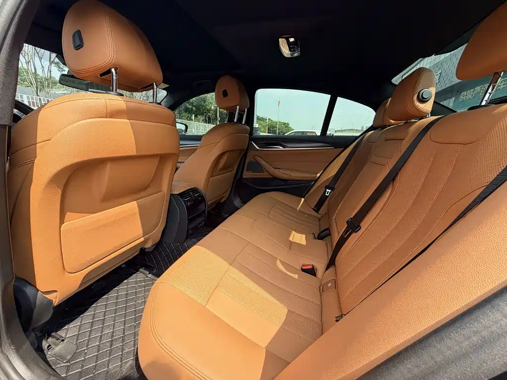 BMW 5 Series Imported 2022 Facelift 530i M Sports Package купить на сайте DeffCars