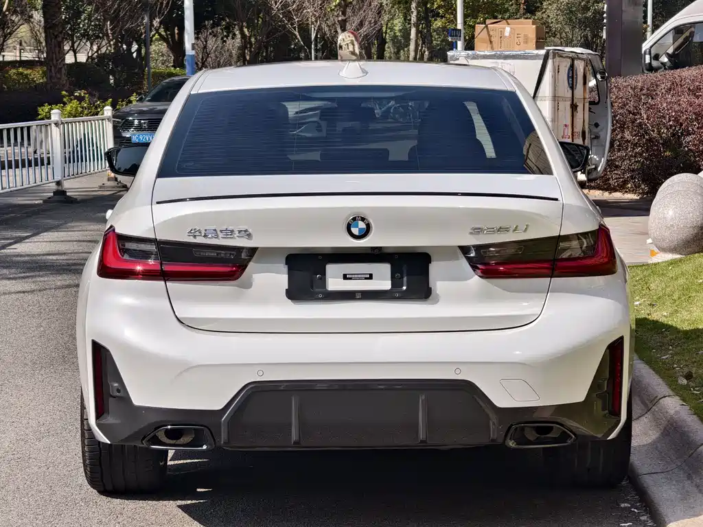 BMW 3 Series 2024 325Li M Sports Night Package купить на сайте DeffCars