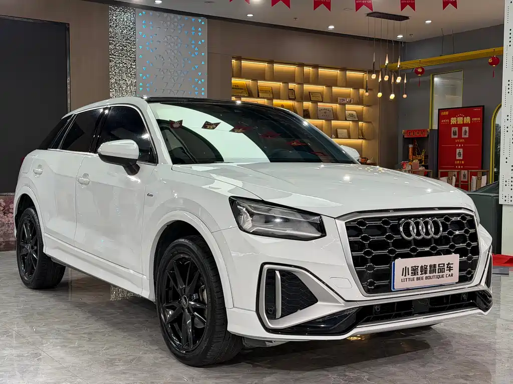 Audi Q2L 2022 35 TFSI Enterprising and Elegant Model купить на сайте DeffCars