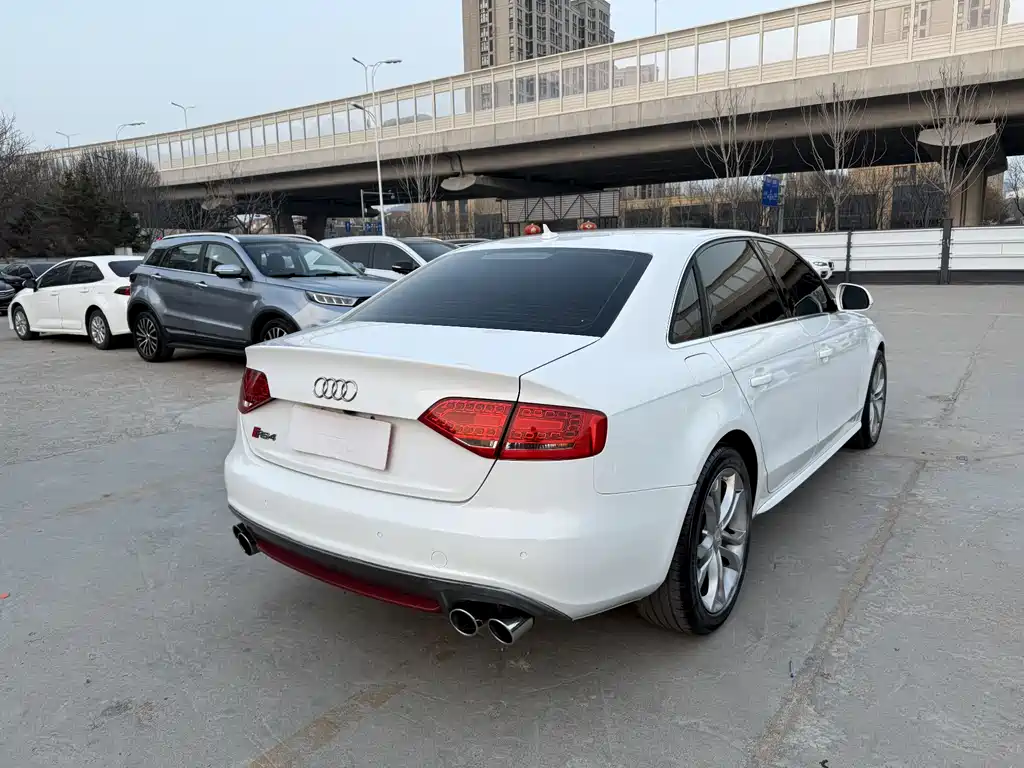 Audi A4L 2011 2.0 TFSI comfort type купить на сайте DeffCars