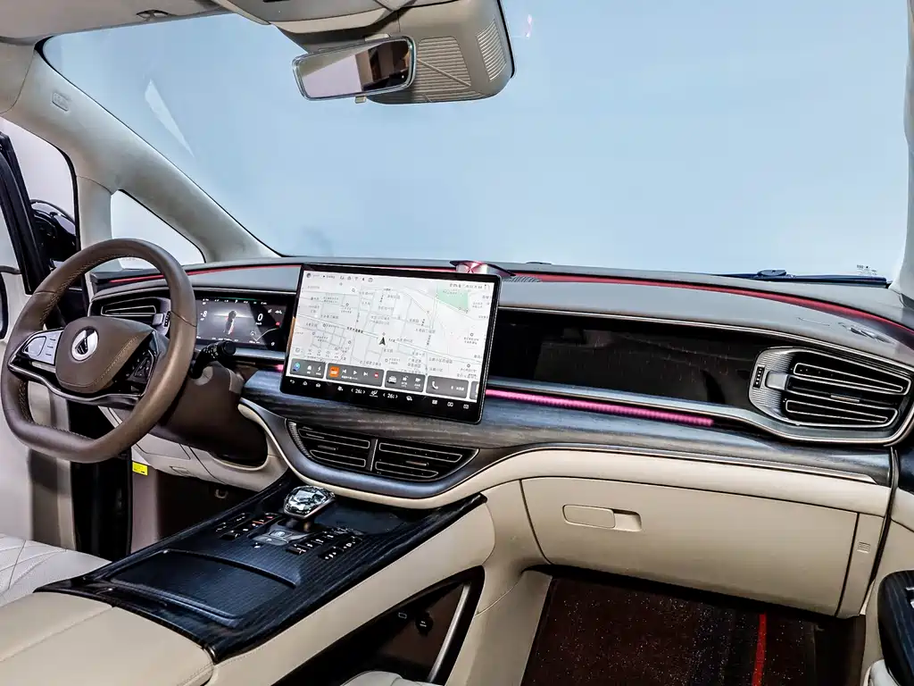 Denza D9 2022 DM-i 970 four-wheel drive premium model купить на сайте DeffCars