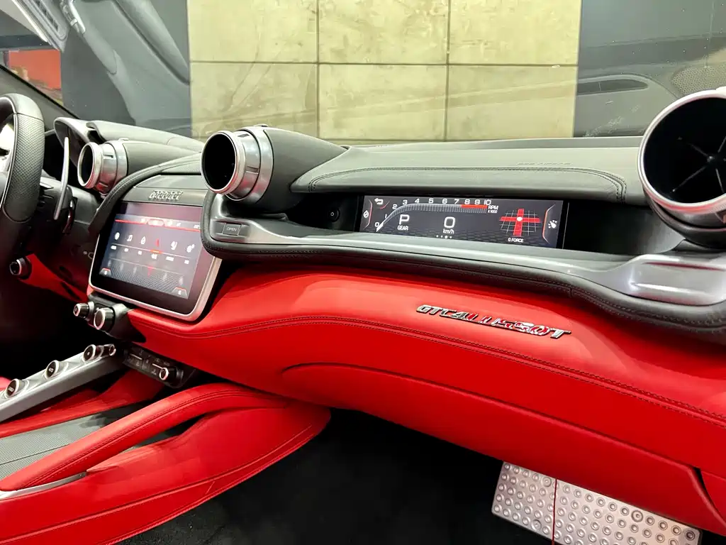 GTC4Lusso 2017 3.9T V8 купить на сайте DeffCars