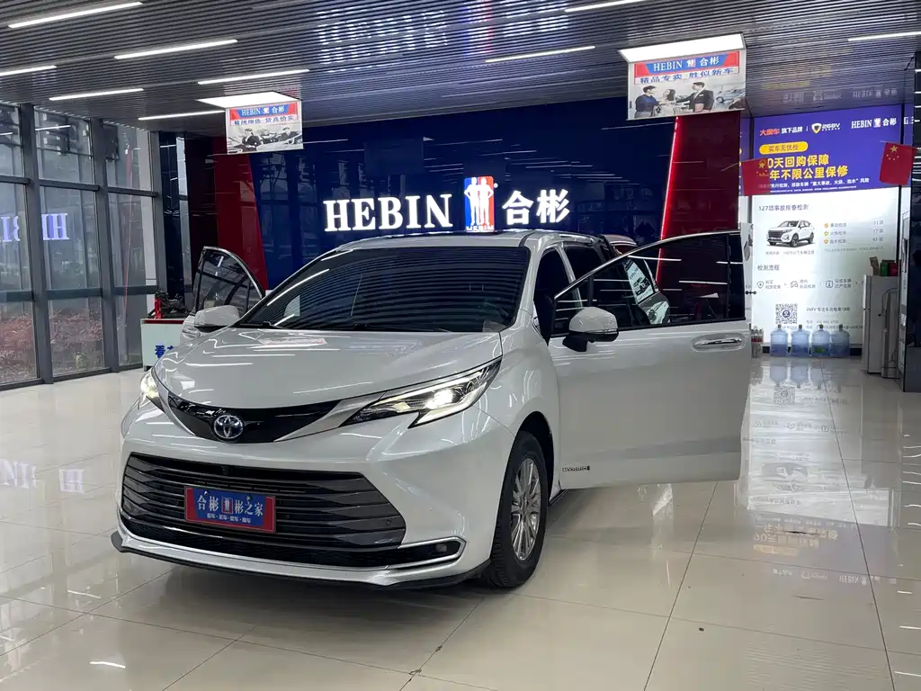 SIENNA 2021 2.5L Hybrid Premium Edition купить на сайте DeffCars
