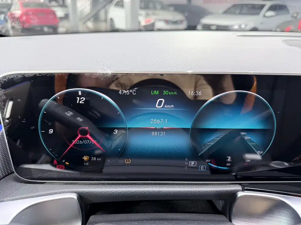 Mercedes-Benz GLB 2020 GLB 180 Dynamic купить на сайте DeffCars