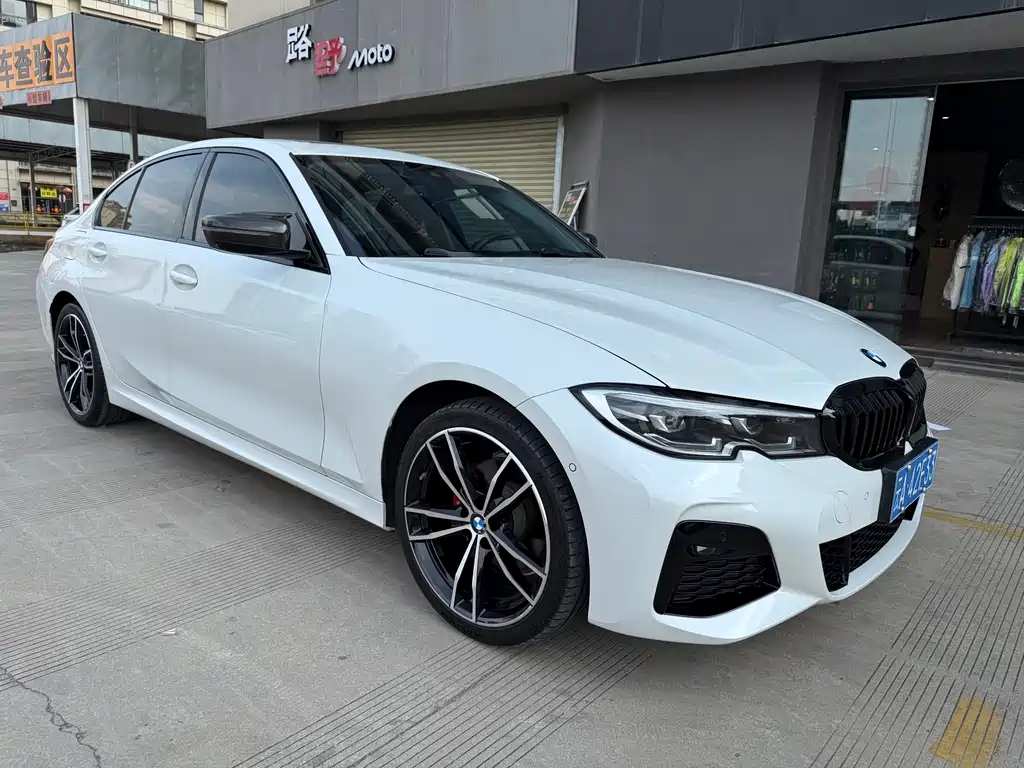 BMW 3 Series 2021 325i M Sports Night Package купить на сайте DeffCars