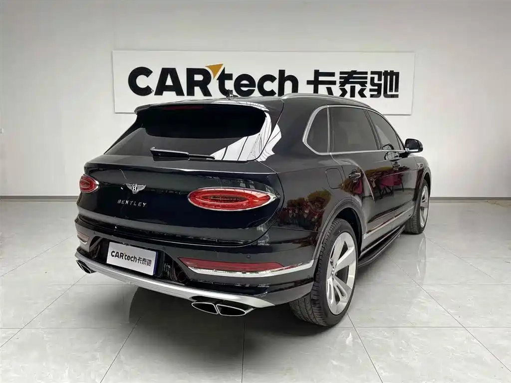 Bentayga 2023 4.0T V8 Long Wheelbase Yadu Edition купить на сайте DeffCars