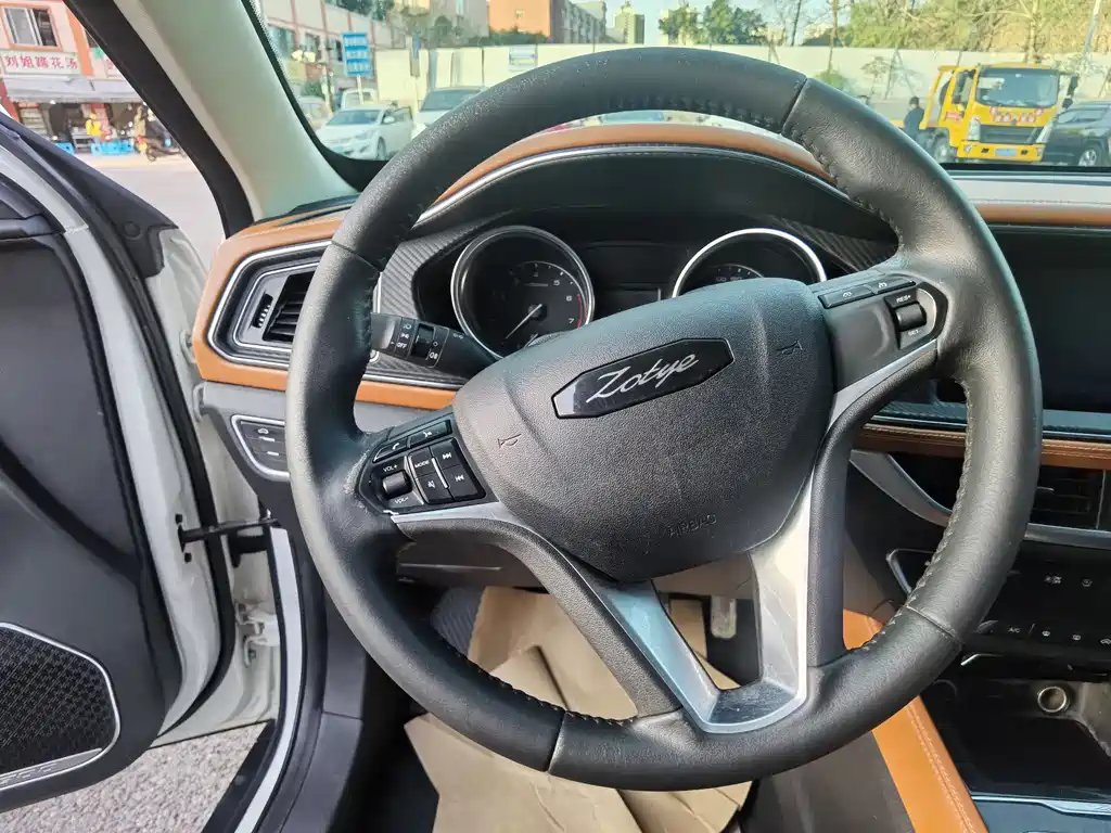 Zotye T300 2018 1.5L CVT Elite купить на сайте DeffCars