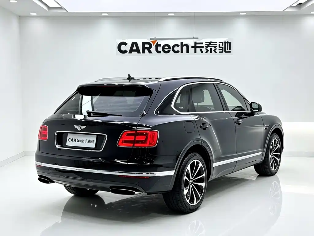 Bentayga 2016 6.0T Standard Edition купить на сайте DeffCars