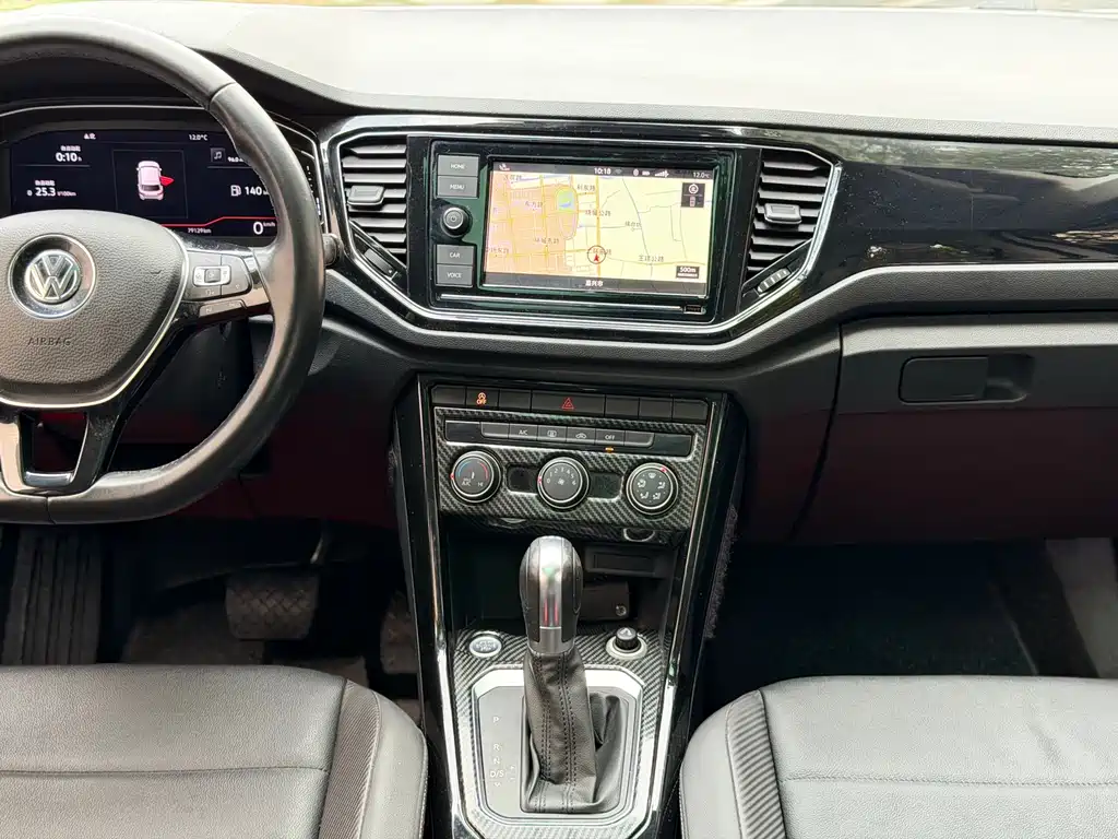 T-ROC 2018 280TSI DSG two-wheel drive comfort model National V купить на сайте DeffCars