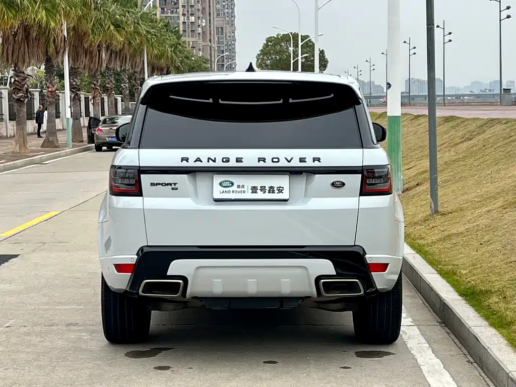 Range Rover Sport 2021 3.0 L6 Black Edition купить на сайте DeffCars