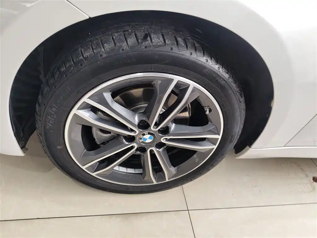BMW 1 Series 2023 120i M Sports Edition купить на сайте DeffCars