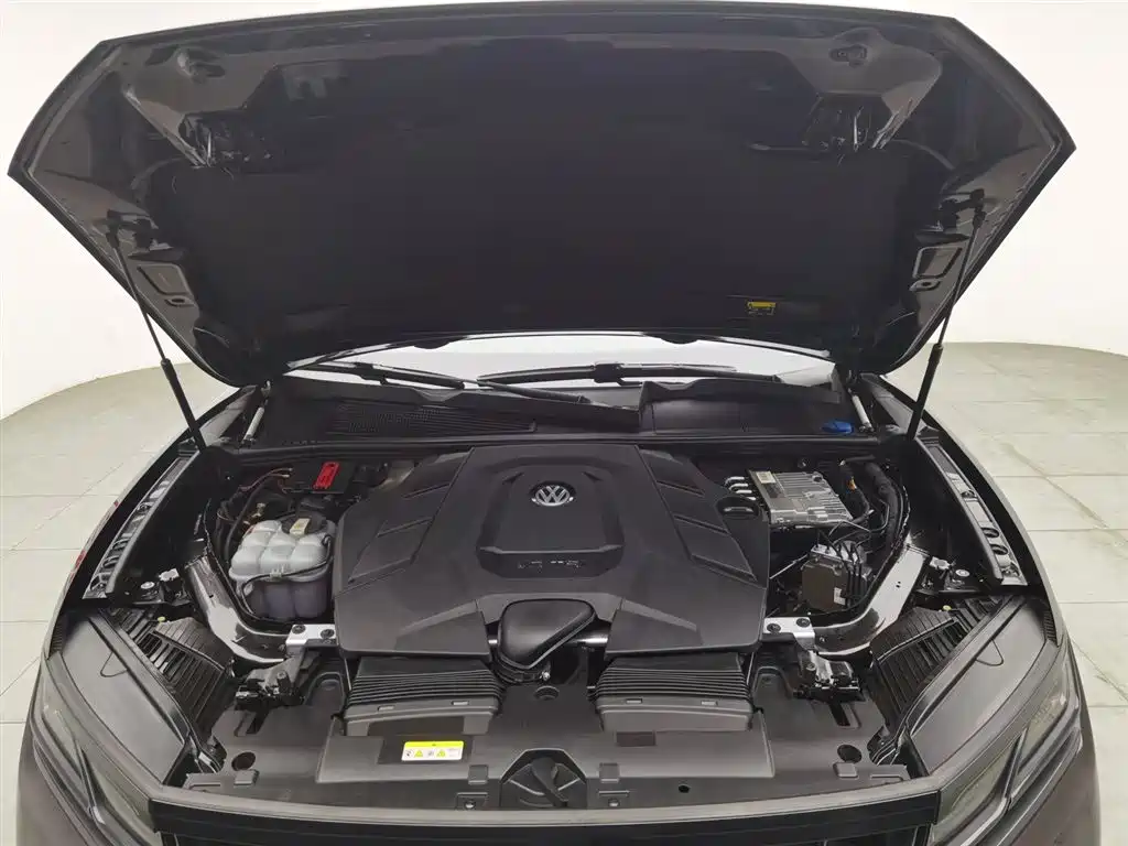 Touareg 2020 3.0TSI Ruixiang Edition National VI купить на сайте DeffCars