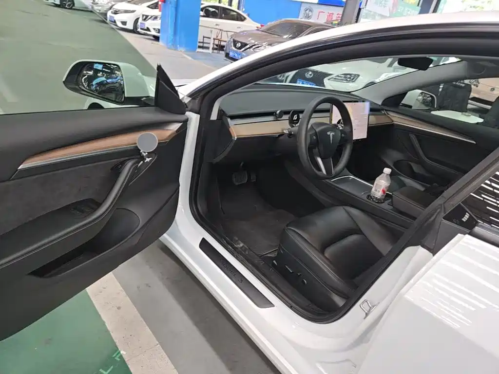 Model 3 2021 Standard Range Rear Drive Upgraded Version купить на сайте DeffCars