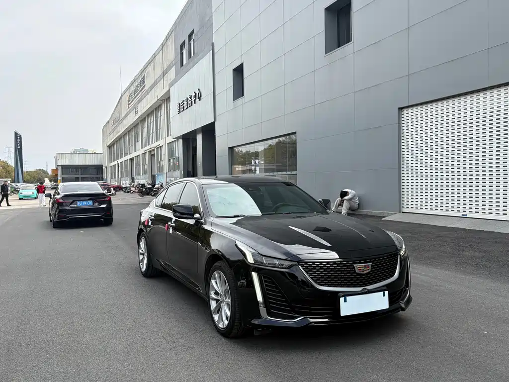 Cadillac CT5 2021 28T Fashion Model купить на сайте DeffCars