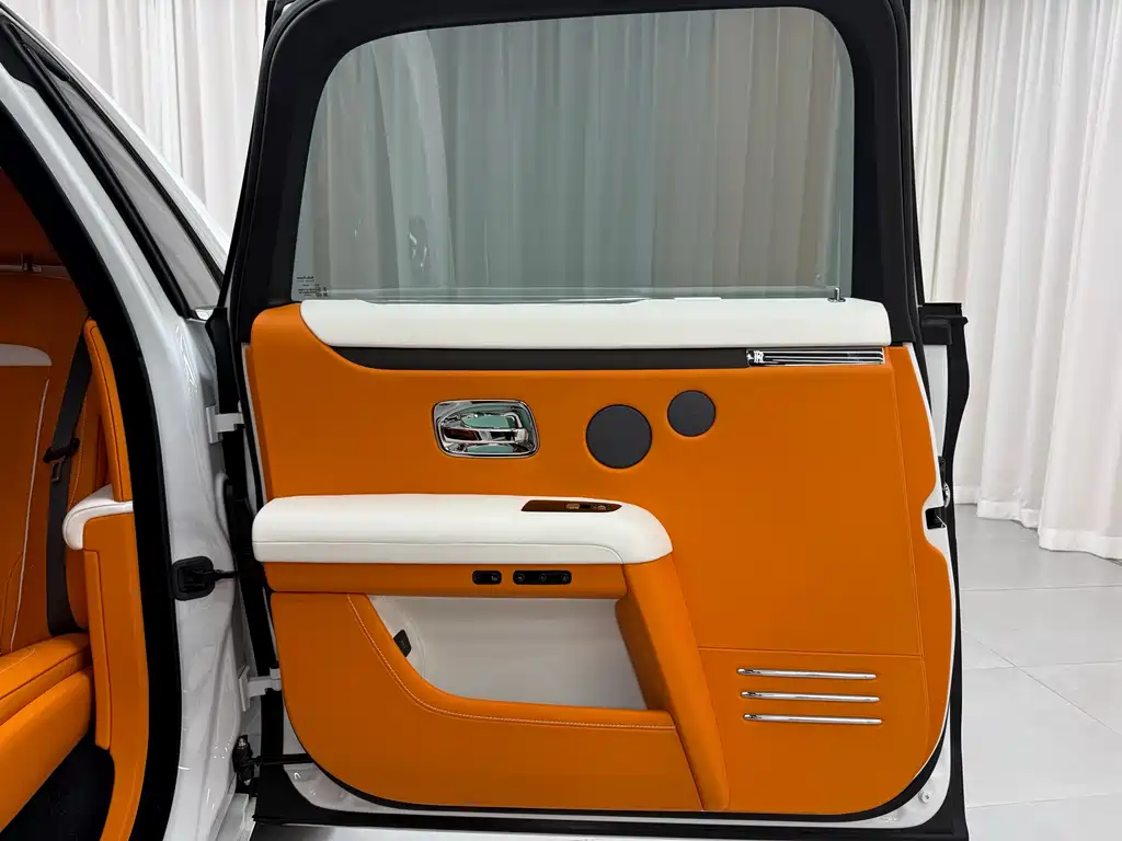 Ghost 2024 6.7T long wheelbase version купить на сайте DeffCars