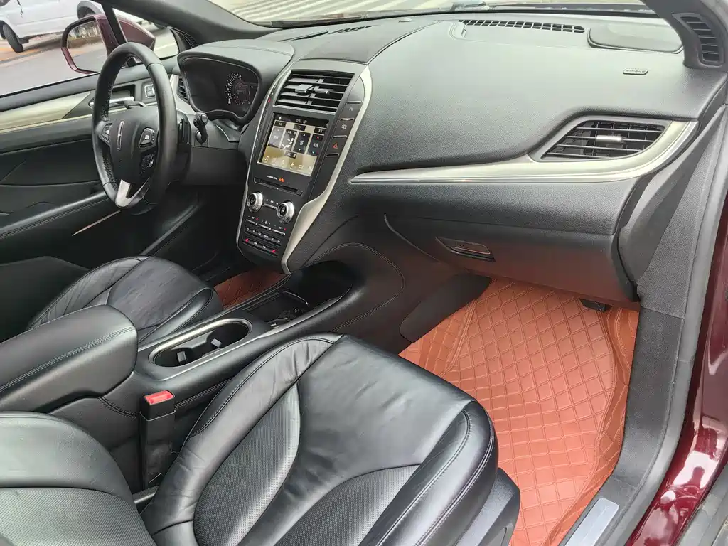 Lincoln MKC 2017 2.0T 2WD Exclusive Edition купить на сайте DeffCars