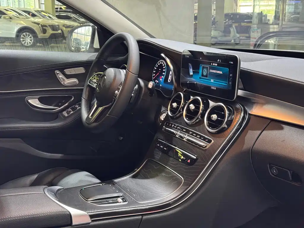 Mercedes-Benz C-Class 2019 facelift C 260 L sports version купить на сайте DeffCars