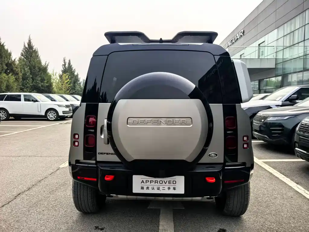 Land Rover Defender 2025 110 3.0T P400 X купить на сайте DeffCars