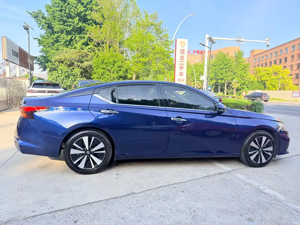 Teana 2021 2.0L XL Comfort Edition купить на сайте DeffCars