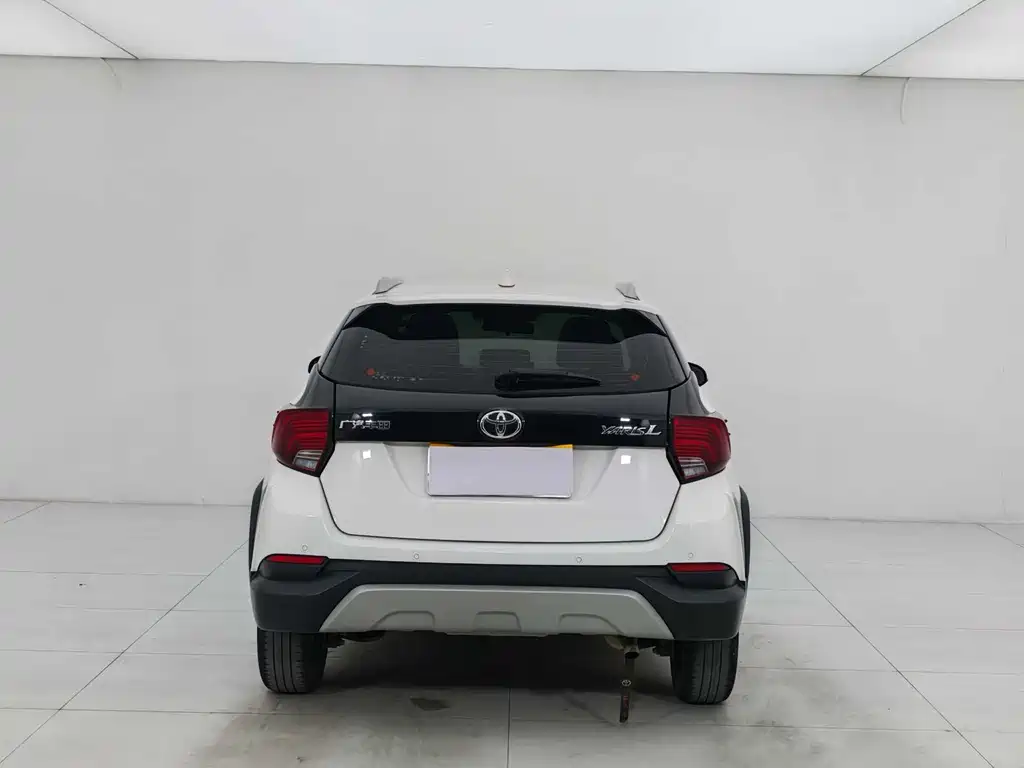 YARiS L Zhixuan 2022 Zhixuan X 1.5L CVT luxury PLUS version купить на сайте DeffCars
