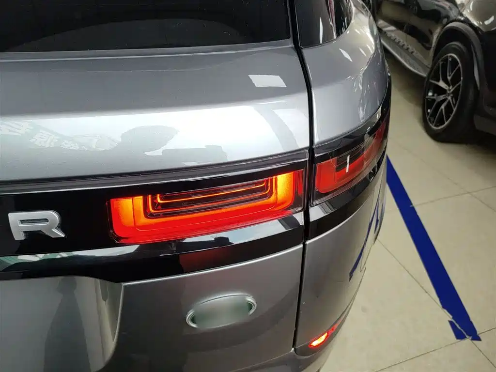 Range Rover Velar 2021 P250 купить на сайте DeffCars
