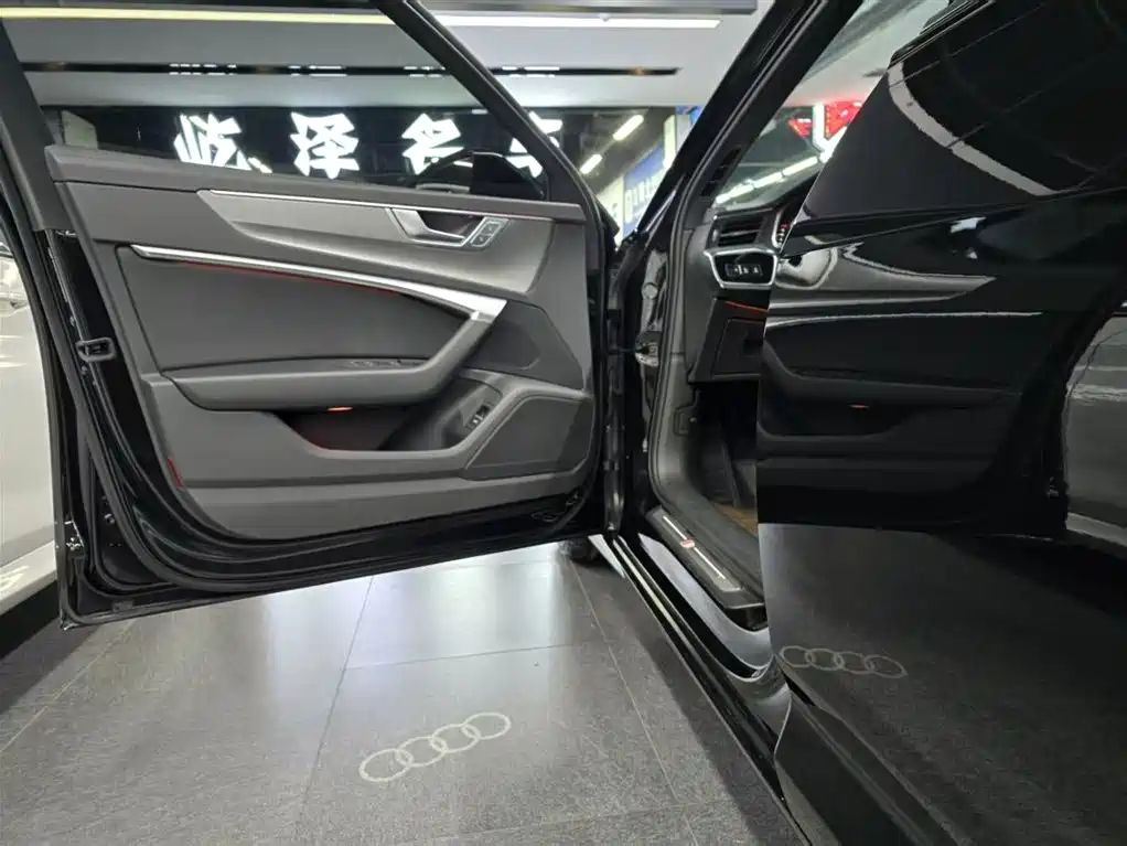 Audi A6L 2023 facelift 45 TFSI premium dynamic model купить на сайте DeffCars
