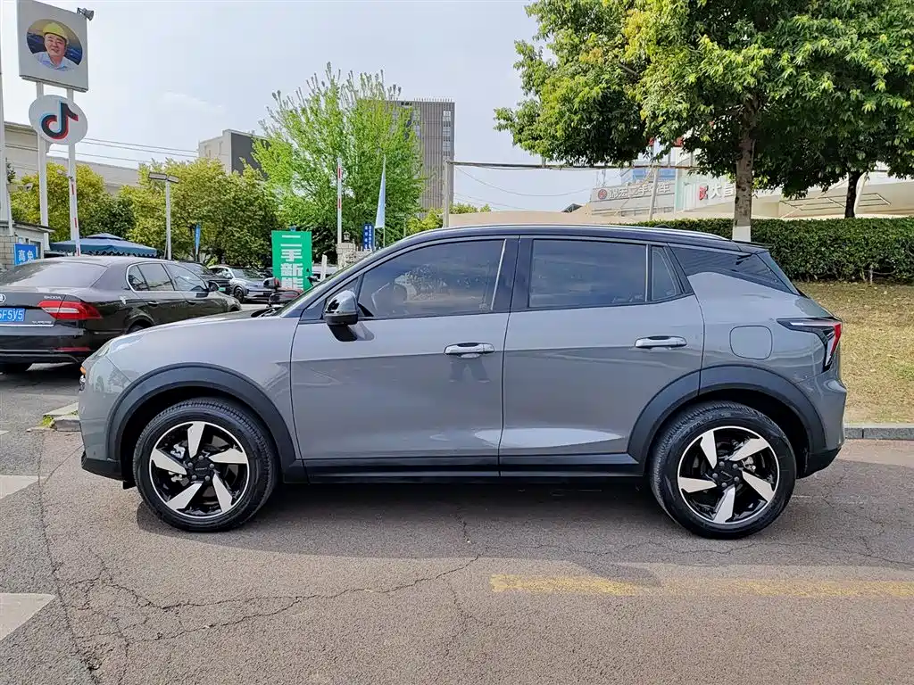 Lynk & Co 06 2020 1.5T Jin Pro купить на сайте DeffCars