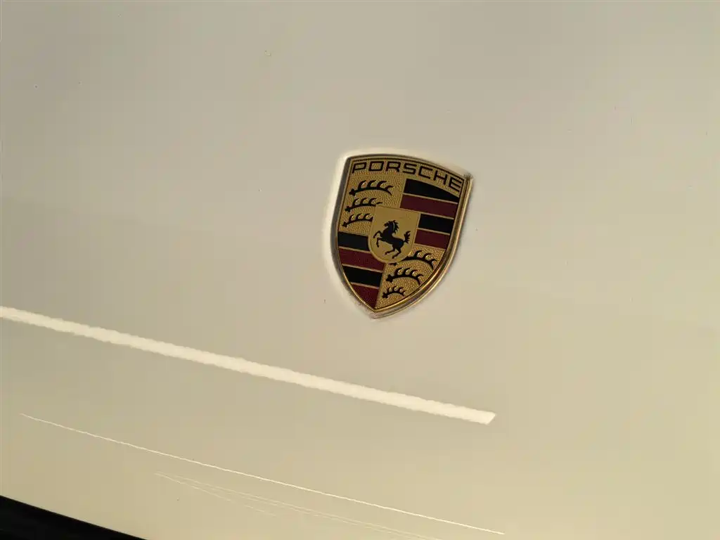 Macan 2022 Macan 2.0T купить на сайте DeffCars