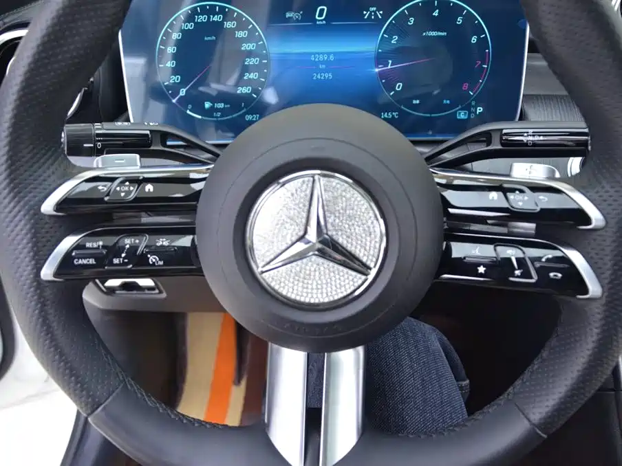 Mercedes-Benz C-Class 2023 C 200 L Sports Edition купить на сайте DeffCars