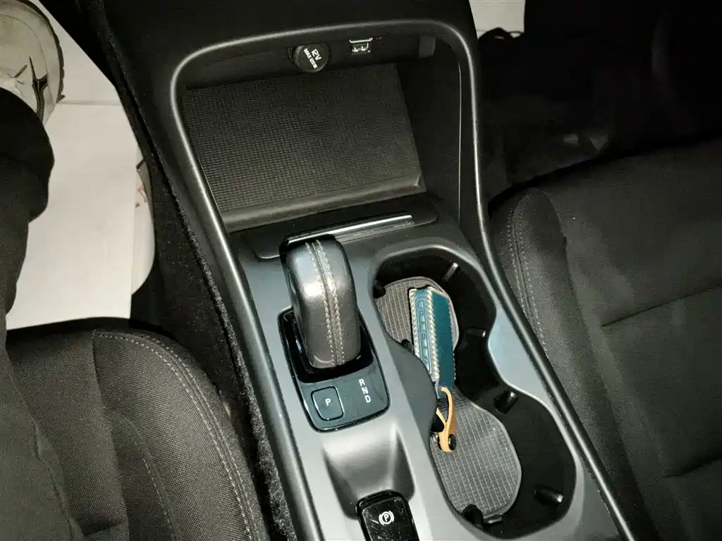 Volvo XC40 2021 T3 Smart Travel Fashion Edition купить на сайте DeffCars