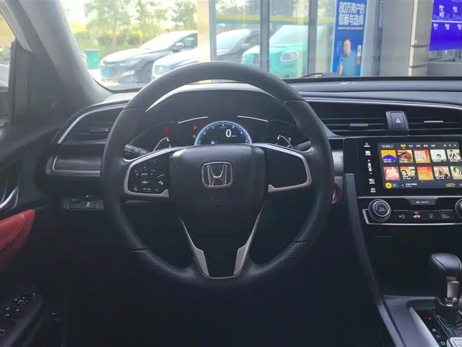 Civic 2019 220TURBO CVT Dynamic Edition National VI купить на сайте DeffCars