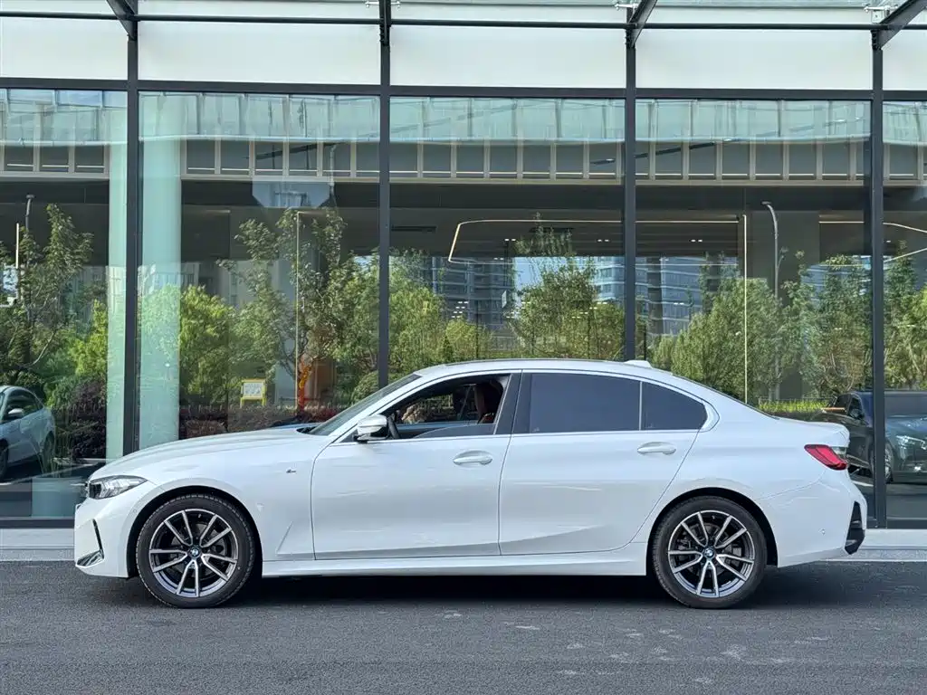 BMW 3 Series 2023 325Li M Sports Package купить на сайте DeffCars