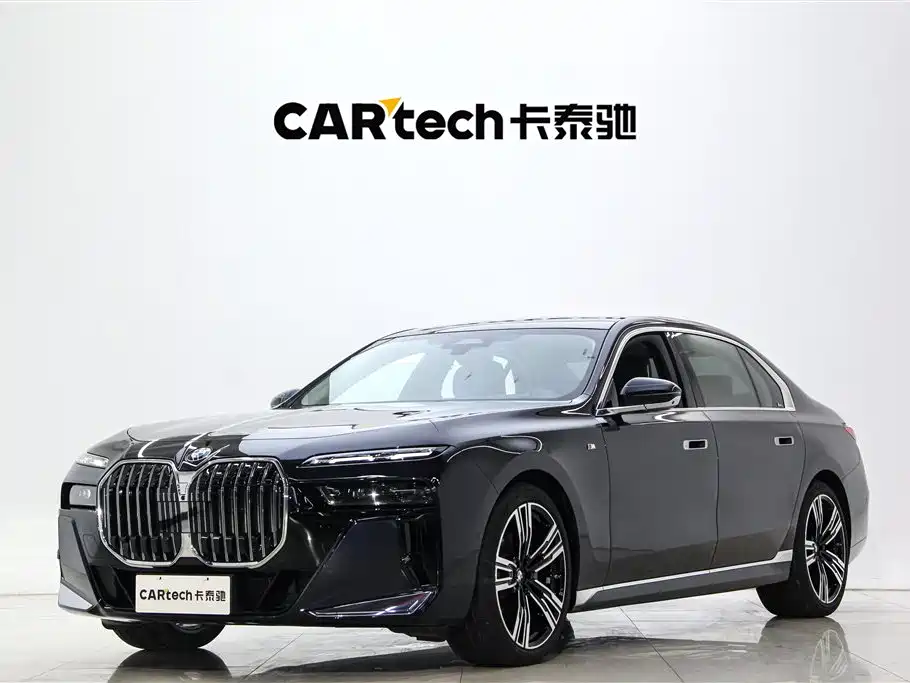 BMW 7 Series 2023 740Li Leading M Sports Package купить на сайте DeffCars