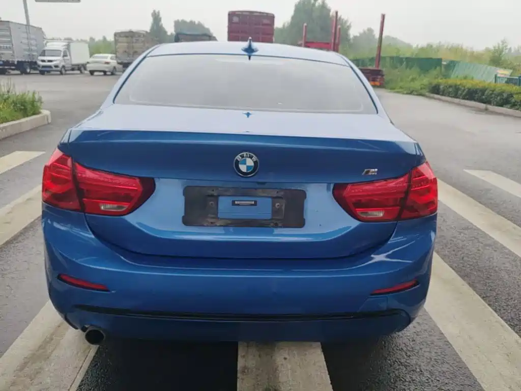 BMW 1 Series 2018 118i Sports купить на сайте DeffCars