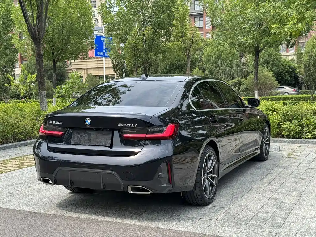 BMW 3 Series 2023 320Li M Sports Package купить на сайте DeffCars