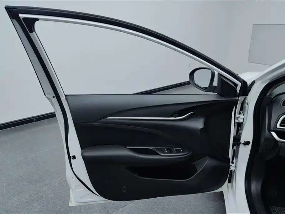 Yinglang 2021 model model 1.5L automatic elite model купить на сайте DeffCars