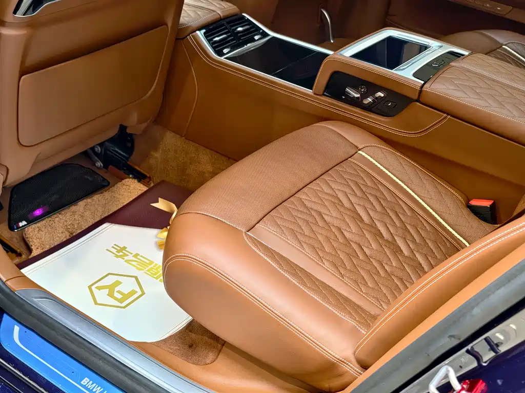 BMW 7 Series 2019 740Li xDrive Executive Luxury Package купить на сайте DeffCars
