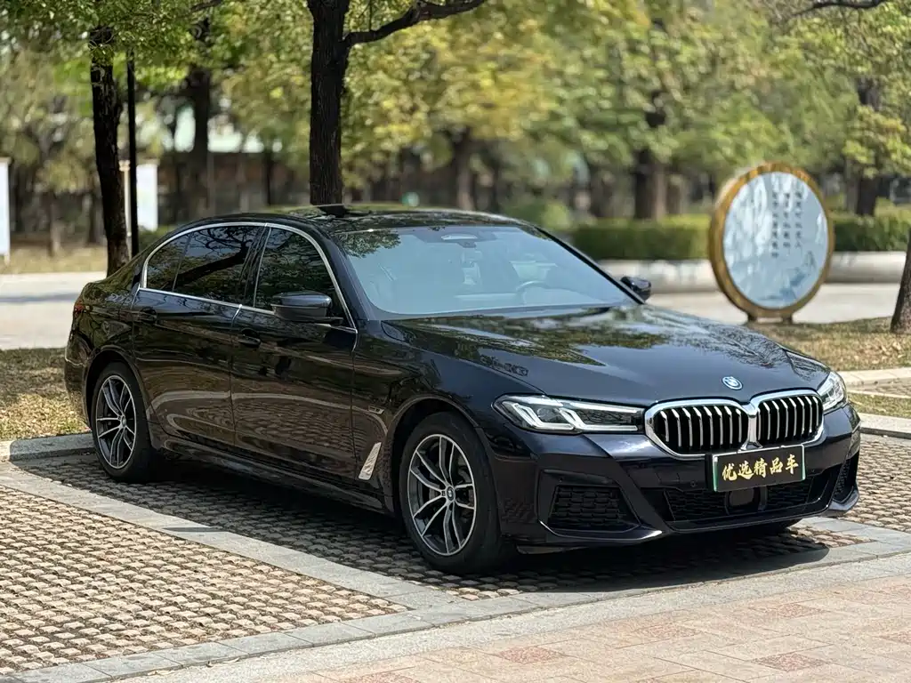 BMW 5 Series New Energy 2022 Model 535Le Pioneer Edition M Sports Package купить на сайте DeffCars