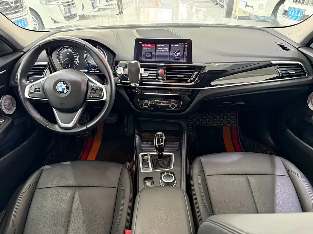 BMW 1 Series 2021 120i M Sports Edition купить на сайте DeffCars