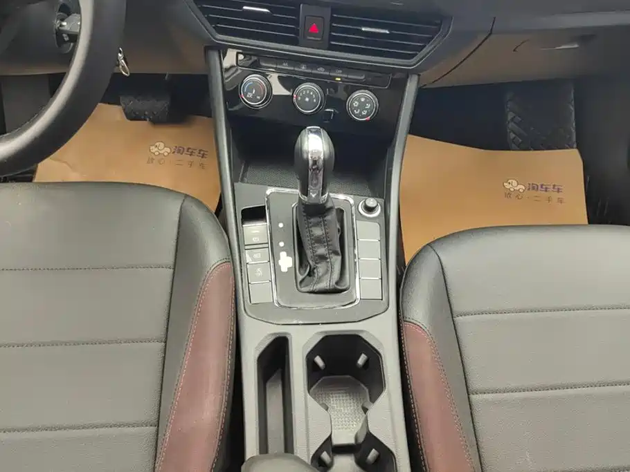 Bora 2021 1.5L automatic comfort intelligent connected version купить на сайте DeffCars