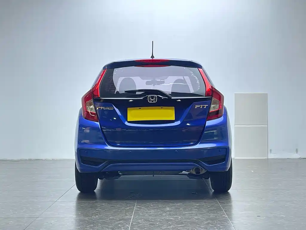 Fit 2018 1.5L CVT Comfort Edition купить на сайте DeffCars