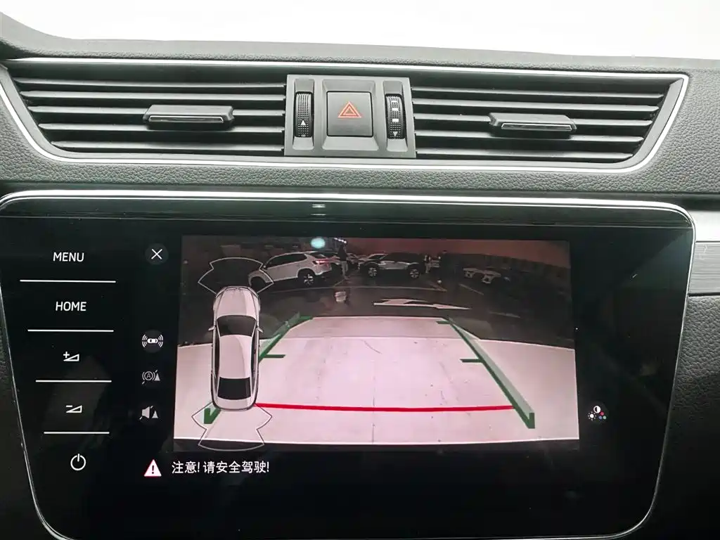 Superb 2023 facelift TSI280 DSG exclusive version купить на сайте DeffCars