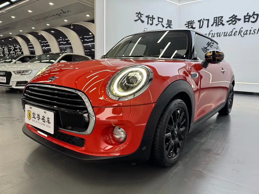 MINI 2018 1.5T COOPER Classic купить на сайте DeffCars