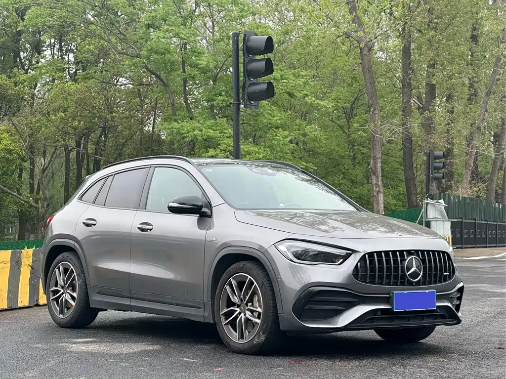 Mercedes-Benz GLA AMG 2022 AMG GLA 35 4MATIC купить на сайте DeffCars