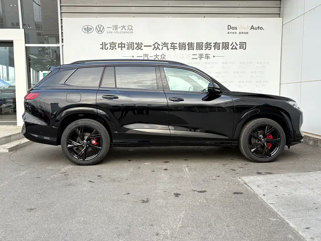 Audi Q6 2024 45 TFSI quattro Black Warrior Edition 6 seats купить на сайте DeffCars