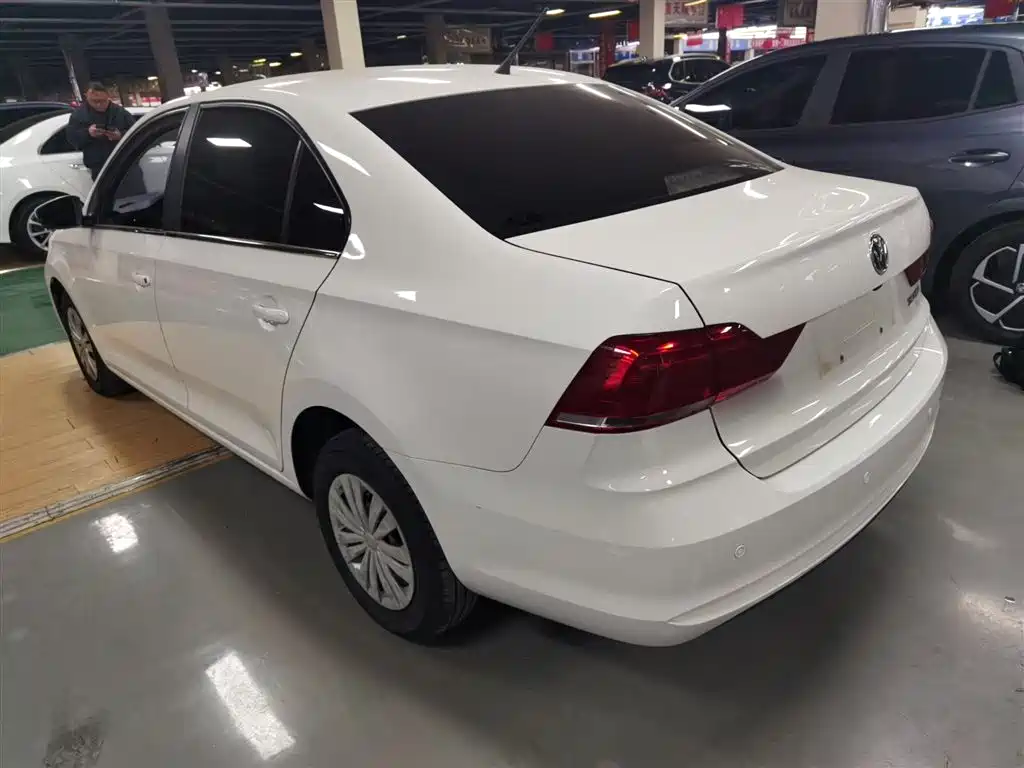 Santana 2019 1.5L automatic fashion version National VI купить на сайте DeffCars