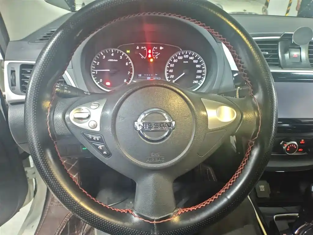 Sylphy 2018 1.6XV CVT Exclusive Edition купить на сайте DeffCars