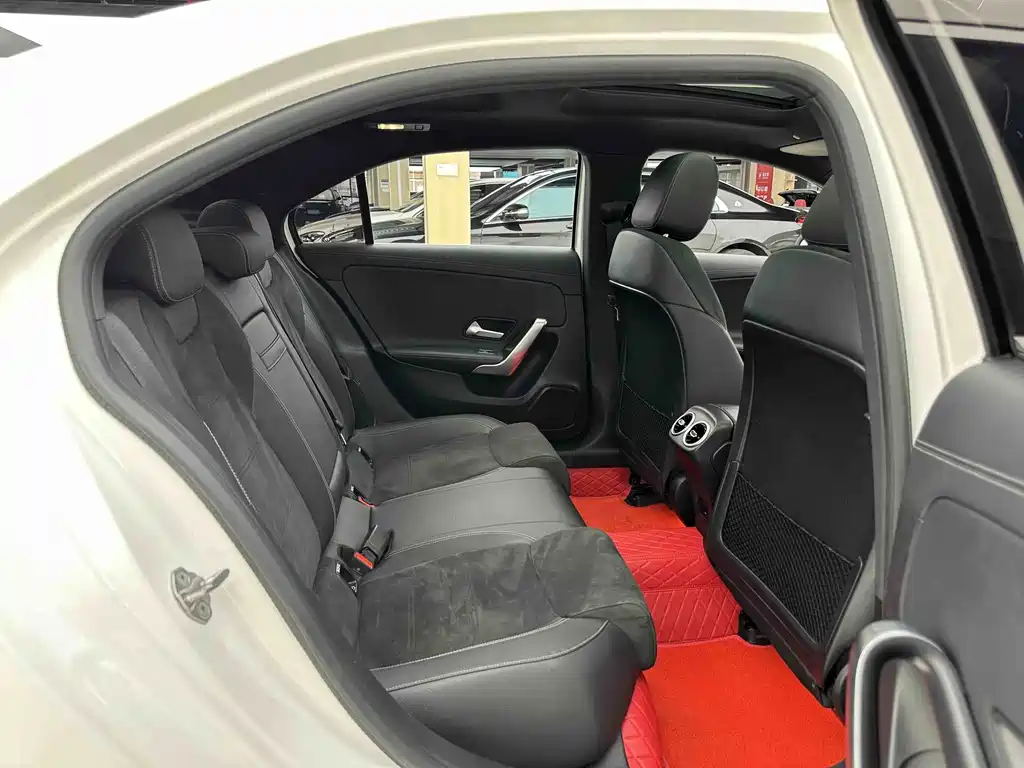 Mercedes-Benz A-Class 2022 A 200 L Sports Sedan Fashionable купить на сайте DeffCars